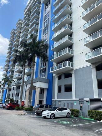 5077 NW 7th St Unit 903, Miami, FL 33126