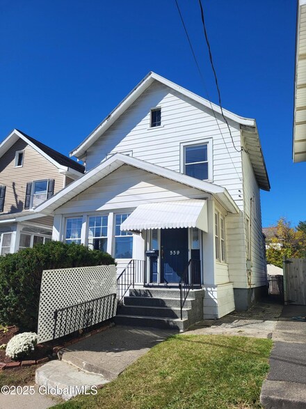 559 Delaware Ave, Albany, NY 12209