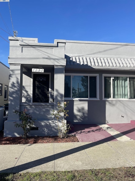 1251 Burnett St, Berkeley, CA 94702