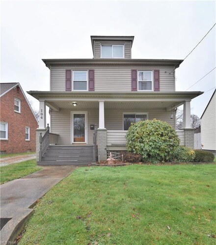 104 Princeton Ave, Hubbard, OH 44425