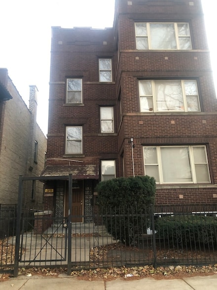 5539 W Jackson Blvd Unit 3, Chicago, IL 60644