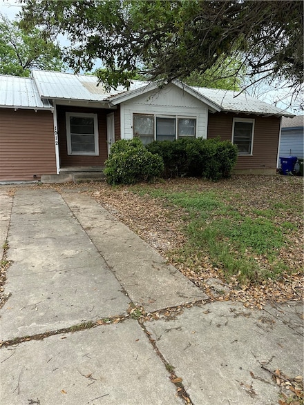 1912 Mabry St, Waco, TX 76711