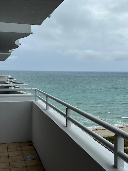 8911 Collins Ave Unit 1103, Surfside, FL 33154