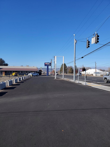 3732 S 6th St, Klamath Falls, OR 97603