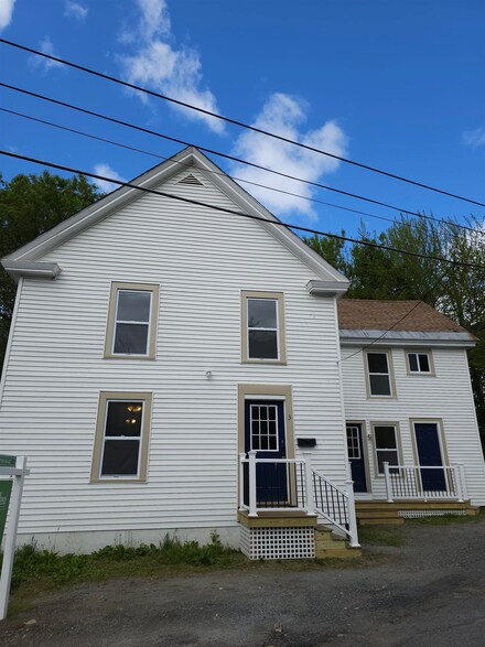 3 Granger St, Bellows Falls, VT 05101