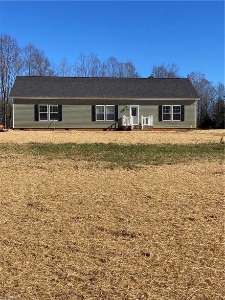 2292 Haymeadow Rd, Hays, NC 28635