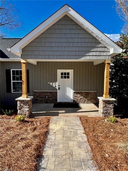 929 Franklin St, Winston Salem, NC 27101