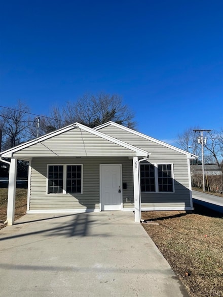 2001 3rd St, Lynchburg, VA 24501