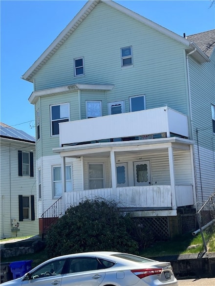 60 Dover St, Providence, RI 02908
