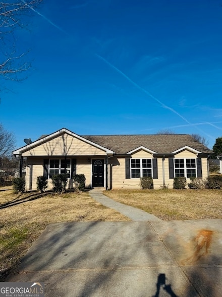 415 Dove Ln, Social Circle, GA 30025