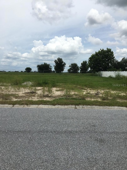 1776 Lake Hill Dr, Winter Haven, FL 33884