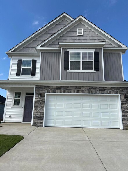 472 Helen Ln, Beech Island, SC 29842