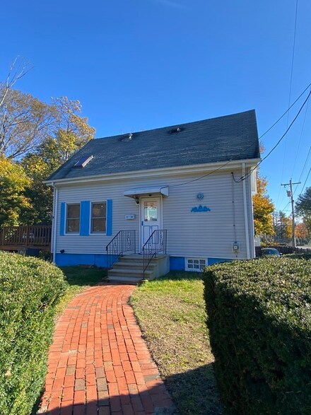 1 Victory Ave, Avon, MA 02322