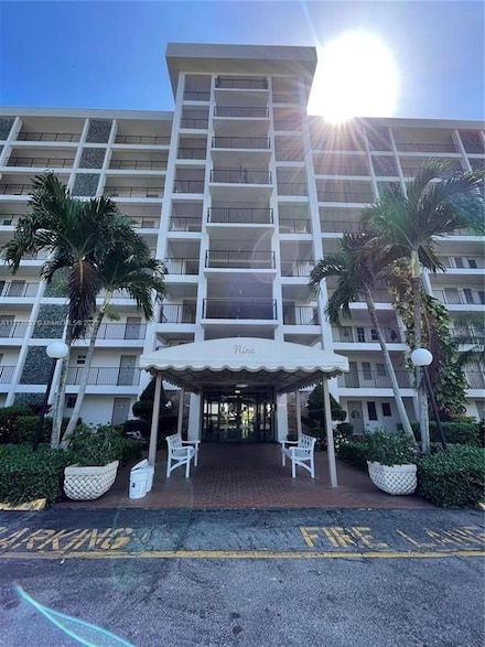 3100 N Palm Aire Dr Unit 204, Pompano Beach, FL 33069