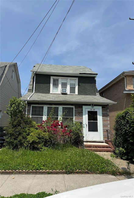 70-19 Manse St, Flushing, NY 11375