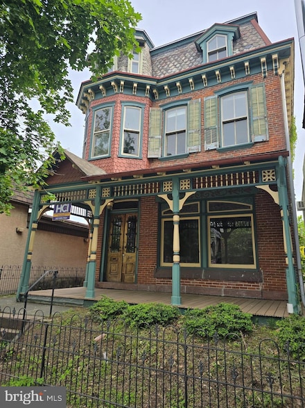 549 E High St, Pottstown, PA 19464