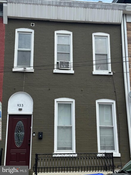 933 Greenwich St, Reading, PA 19604
