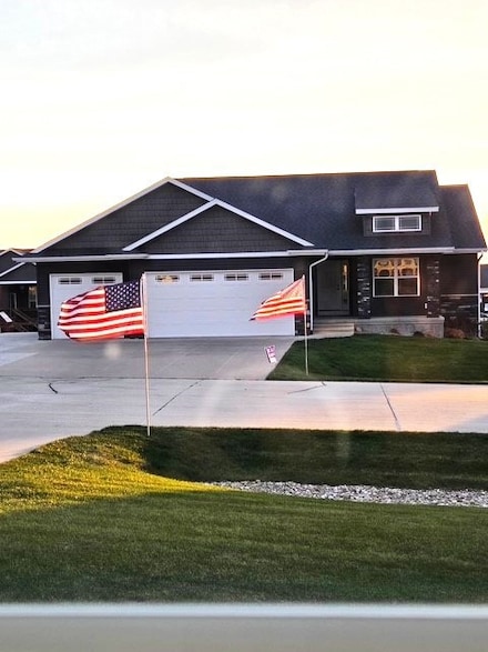 2773 Ridgeview Dr, Palo, IA 52324