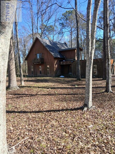 111 Jay St, Glennville, GA 30427