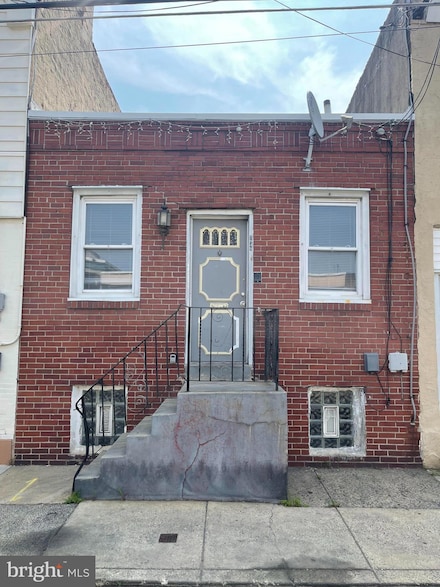 2949 Hartville St, Philadelphia, PA 19134