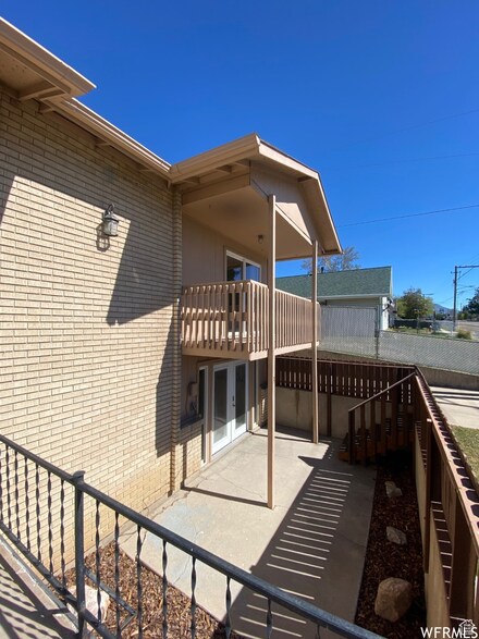 2182 W 5600 S, Roy, UT 84067