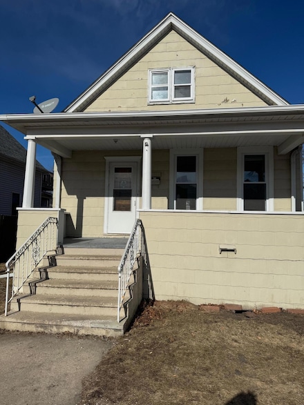 1820 54th St, Kenosha, WI 53140