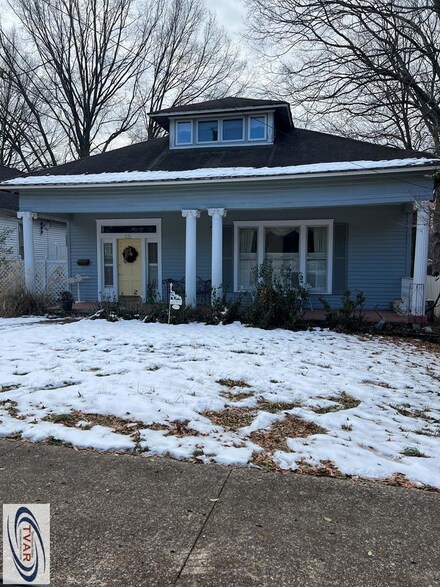 331 Head St, Paris, TN 38242