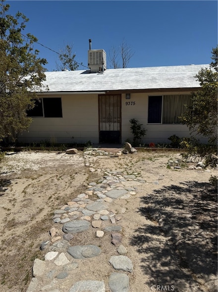 9375 Navajo Trail, Morongo Valley, CA 92256