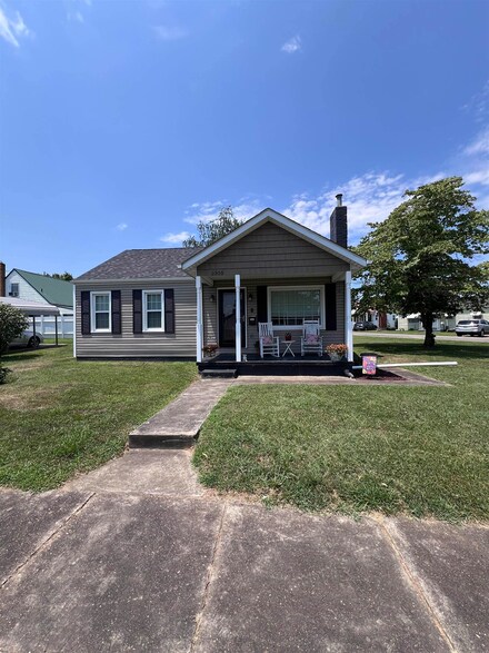 2305 W Jepson St, Ashland, KY 41101
