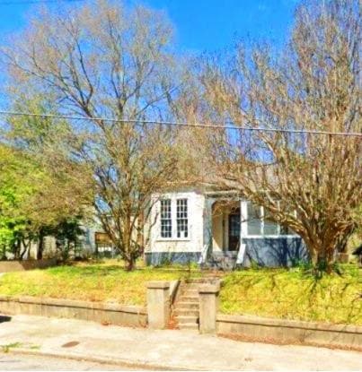 1107 Harrison St, Vicksburg, MS 39180