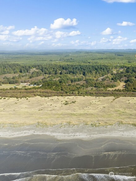 2943 Washington 109, Copalis Beach, WA 98535
