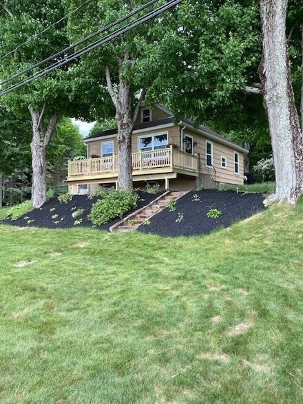 26 Glenwood Rd, Rutland, MA 01543