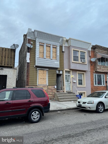 109 E Lippincott St, Philadelphia, PA 19134