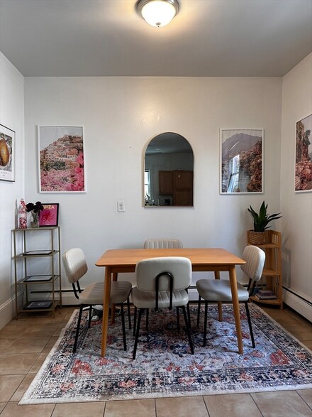 231 Charles St Unit 2, Cambridge, MA 02141