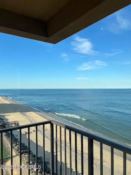 45 Ocean Ave Unit 8D, Monmouth Beach, NJ 07750