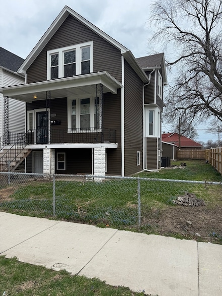 8155 S Kenwood Ave, Chicago, IL 60619