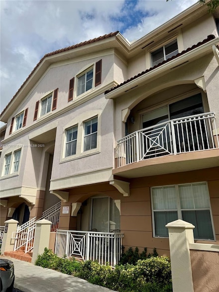 8882 W Flagler St Unit 201, Miami, FL 33174