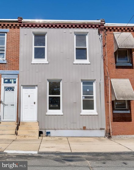 1819 E Sergeant St, Philadelphia, PA 19125