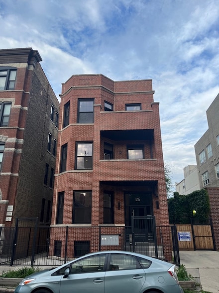 1215 N Wolcott Ave Unit 1F, Chicago, IL 60622
