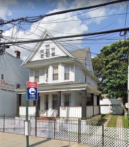 106-49 Guy R Brewer Blvd, Jamaica, NY 11433