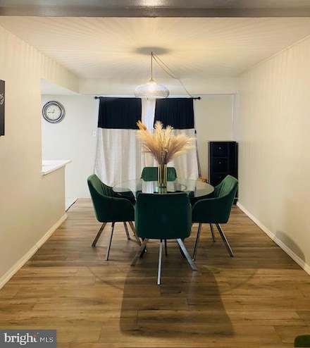 9 Raeburn Ln, Willingboro, NJ 08046