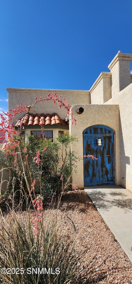 2108 Stone Pine Dr, Las Cruces, NM 88012