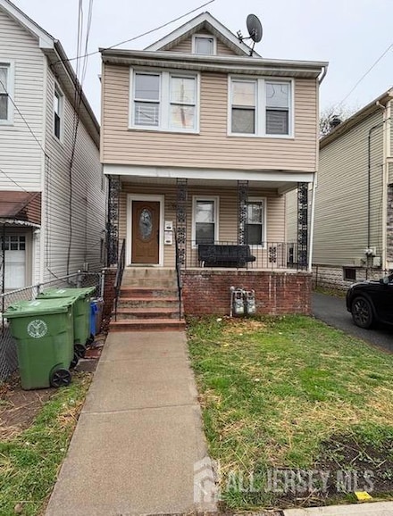 910 Chandler Ave, Roselle, NJ 07203