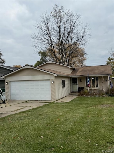 715 Woodingham Ave, Waterford, MI 48328