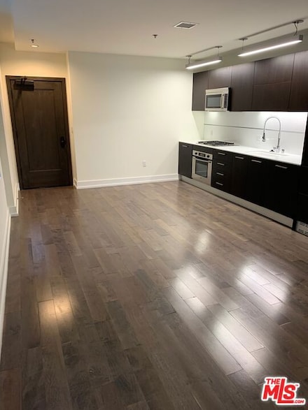 727 W 7th St Unit 701, Los Angeles, CA 90017