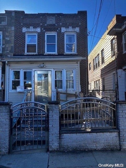 91-54 117th St, Jamaica, NY 11418