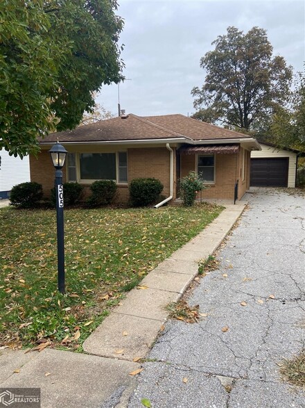 505 Mcconkey Dr, Shenandoah, IA 51601