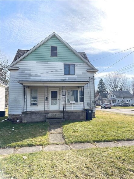 1930 W 13th St, Ashtabula, OH 44004