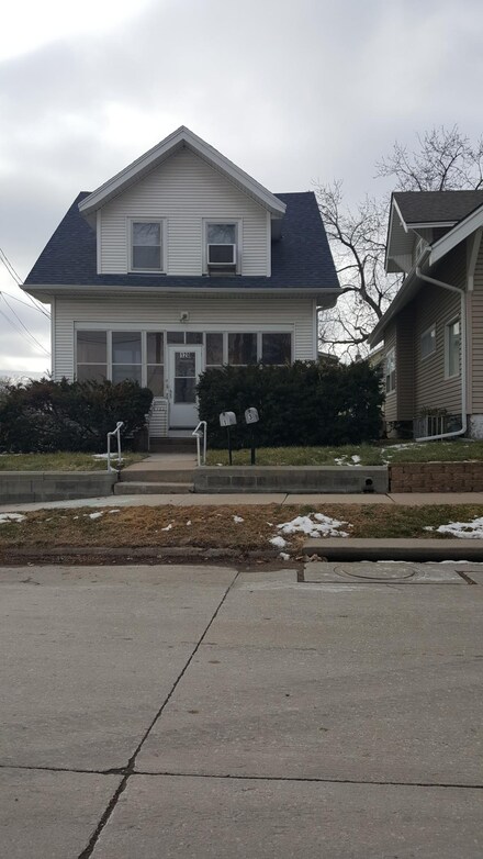 120 Benton St, Council Bluffs, IA 51503