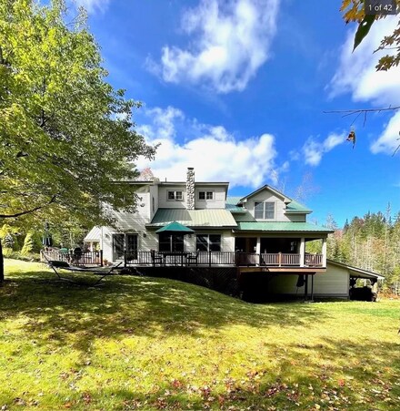 132 Pingree Park Ln, Londonderry, VT 05148